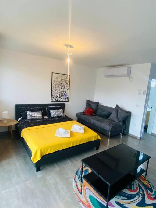Appartamento Lovely Flat In Tel Aviv 32 Esterno foto